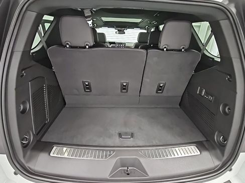 New 2026 GMC Yukon Denali w/ Sun & Power Step Package image 38