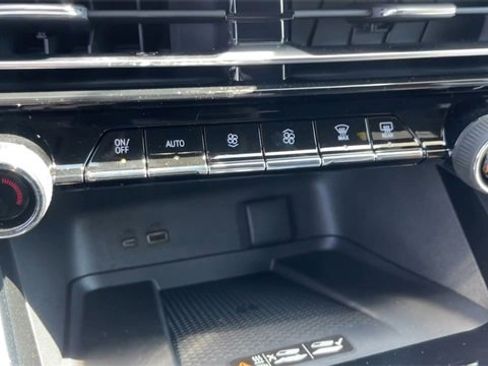 New 2026 Chevrolet Traverse LT w/ LPO, Floor Liner Package image 15