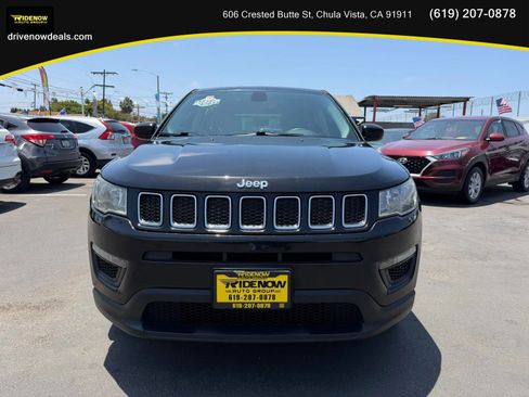 Used 2019 Jeep Compass Sport FWD image 2