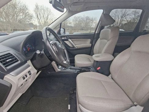 Used 2015 Subaru Forester 2.5i Touring w/ Eyesight & Navigation System image 10