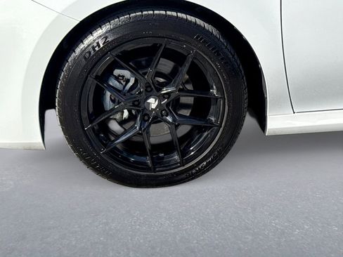 Used 2025 Toyota Camry LE FWD image 18