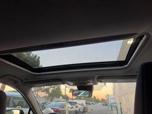 Used 2025 Toyota RAV4 XLE w/ Convenience Package image 30