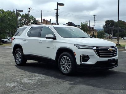 Used 2023 Chevrolet Traverse LT