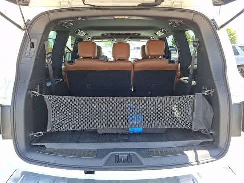Used 2024 INFINITI QX80 Sensory w/ Cargo Package AWD/4WD image 31