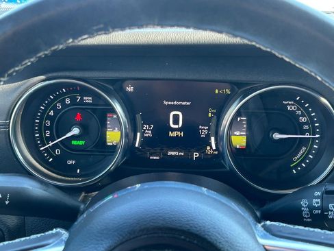 Used 2023 Jeep Wrangler Unlimited Sahara w/ Cold Weather Group image 39