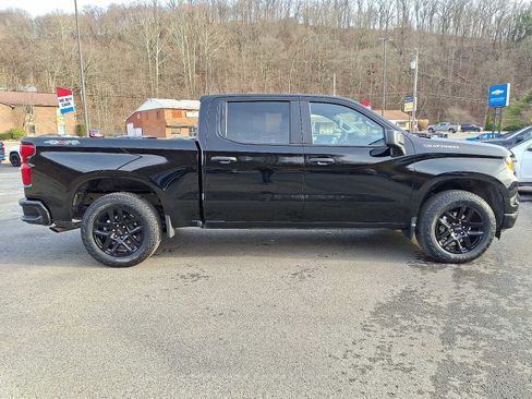 Used 2023 Chevrolet Silverado 1500 Custom image 7