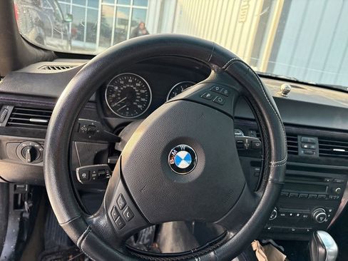 Used 2006 BMW 330i Sedan image 13