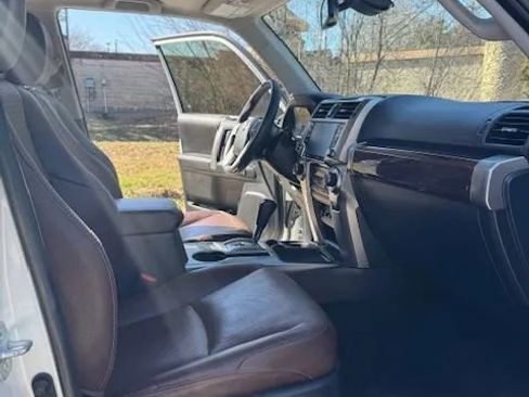 Used 2021 Toyota 4Runner Limited image 10