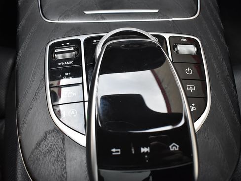 Used 2018 Mercedes-Benz E 400 4MATIC Coupe image 34
