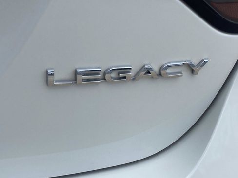 Used 2022 Subaru Legacy Premium AWD/4WD image 7