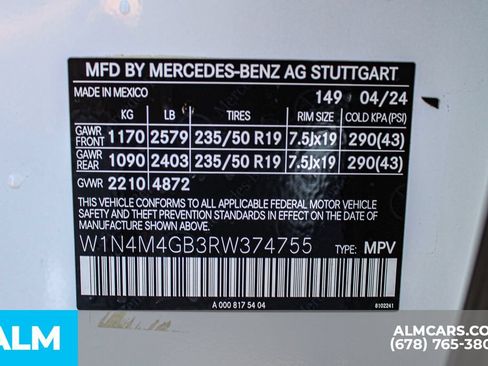 Used 2024 Mercedes-Benz GLB 250 image 41