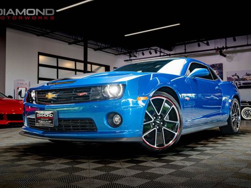 Used 2013 Chevrolet Camaro SS w/ Hot Wheels Special Edition image 1