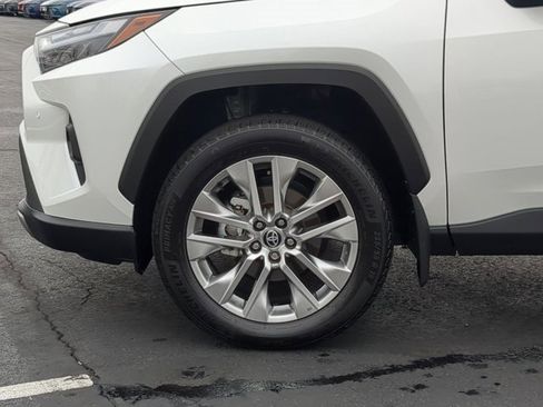 Used 2025 Toyota RAV4 Limited image 7