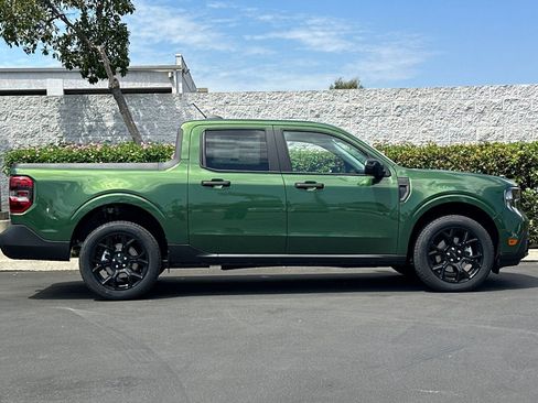 New 2025 Ford Maverick XLT w/ XLT Luxury Package image 3