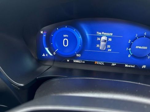 Used 2022 Ford Escape Titanium image 17