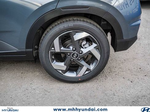 New 2026 Hyundai Venue SEL FWD image 7
