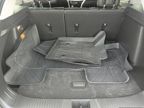 Certified 2024 Chevrolet Trax LT w/ Driver Confidence Package image 11