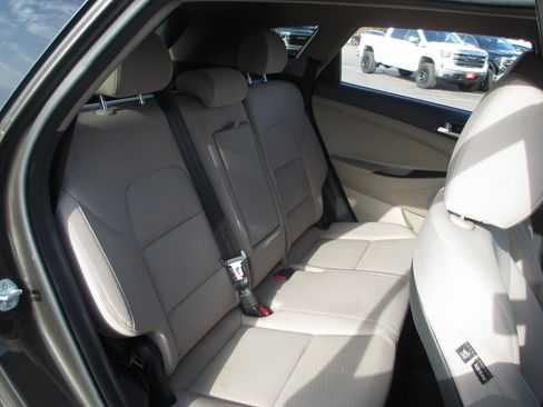 Used 2019 Hyundai Tucson Value image 18