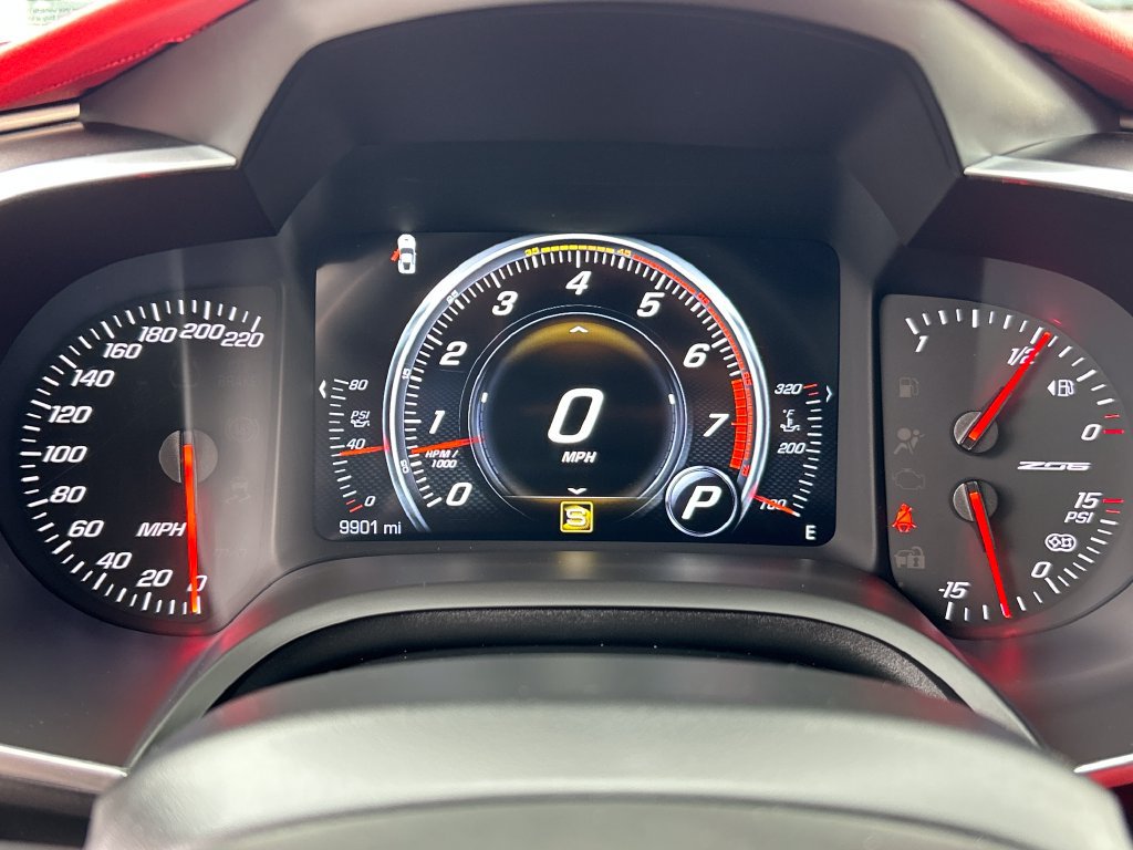 Used 2016 Chevrolet Corvette Z06 w/ 2LZ Preferred Equipment Group RWD image 9