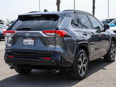 Used 2021 Toyota RAV4 XSE w/ Premium Package AWD/4WD image 7