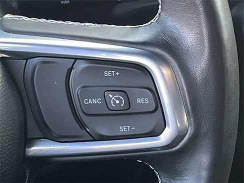 Used 2023 Jeep Wrangler Sahara w/ Cold Weather Group image 15