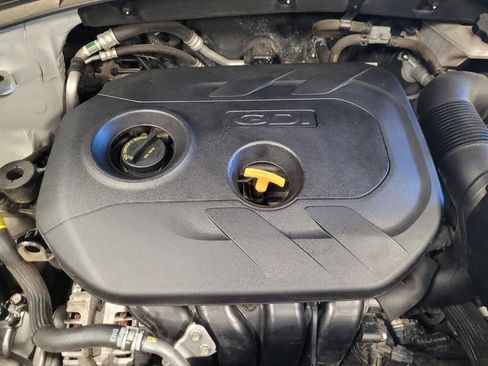 Used 2019 Hyundai Tucson SE image 30