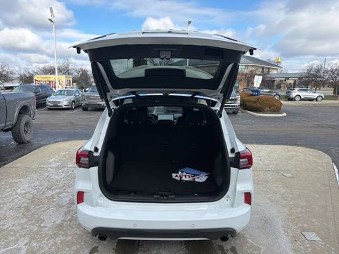 Certified 2023 Ford Escape ST-Line w/ Tech Pack #1 image 41