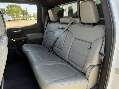 Used 2021 GMC Sierra 1500 SLT AWD/4WD image 30