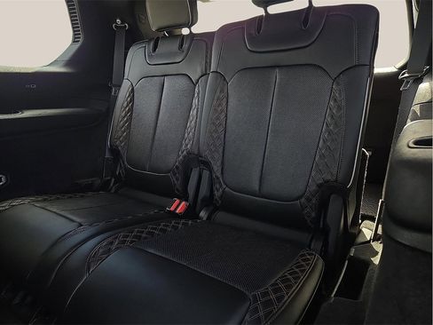 Used 2021 Jeep Grand Cherokee L Summit w/ Luxury Tech Group V image 9