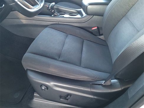 Certified 2022 Dodge Durango GT w/ Blacktop Package image 16