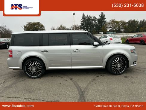 Used 2018 Ford Flex Limited image 8