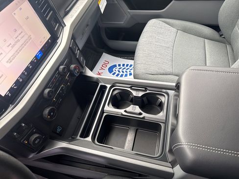 New 2026 Ford F250 XLT w/ XLT Premium Package image 37