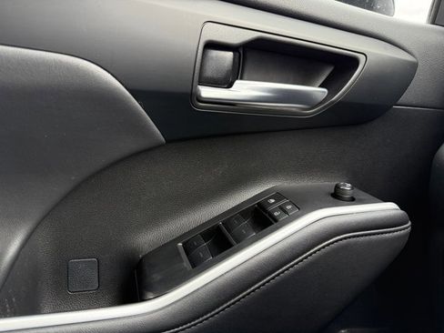 Certified 2024 Toyota Highlander XSE image 18