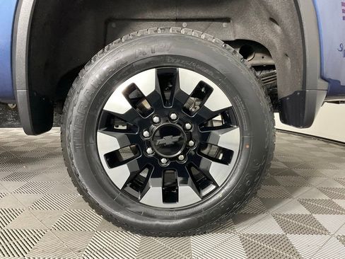 Used 2020 Chevrolet Silverado 2500 LT w/ All Star Edition RWD image 10