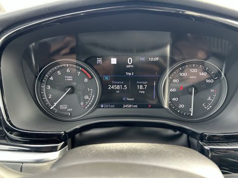 Used 2024 Cadillac XT6 Sport w/ Technology Package image 11