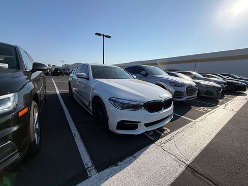 Used 2019 BMW 540i w/ M Sport Package RWD image 9