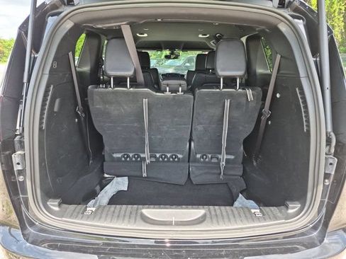 Used 2025 Chrysler Pacifica Select FWD image 27