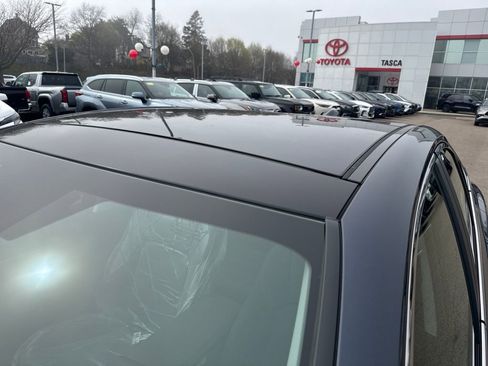 New 2026 Toyota Camry XLE AWD/4WD image 17