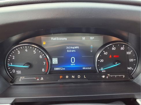 Used 2023 Ford Explorer XLT w/ Equipment Group 202A AWD/4WD image 16
