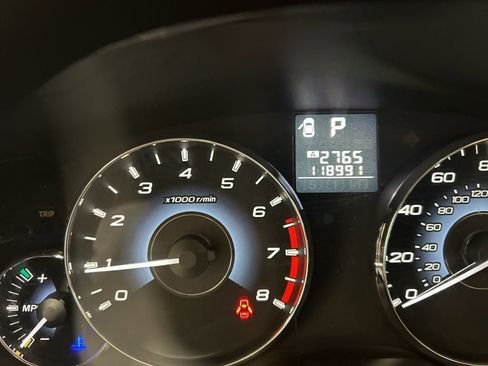 Used 2010 Subaru Outback 2.5i Premium image 27