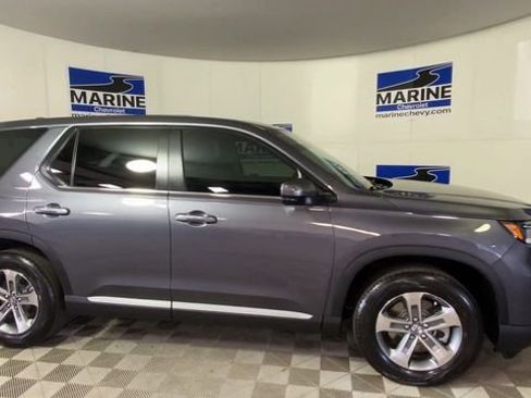 Used 2023 Honda Pilot EX-L image 3