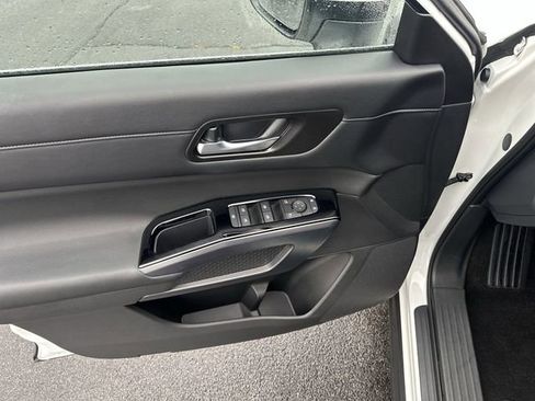 Certified 2023 Nissan Pathfinder SL image 28