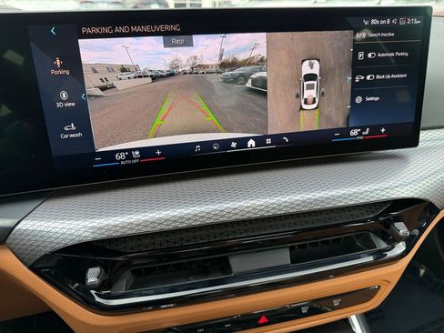 Certified 2025 BMW 330i xDrive Sedan w/ Premium Package image 22