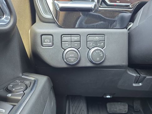 New 2026 GMC Sierra 1500 SLE AWD/4WD image 26
