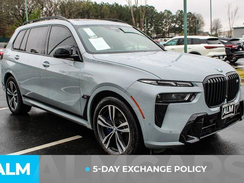 Used 2023 BMW X7 M60i w/ Premium Package image 4