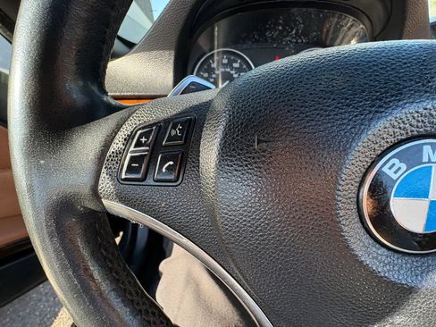 Used 2011 BMW 335i Convertible RWD image 13
