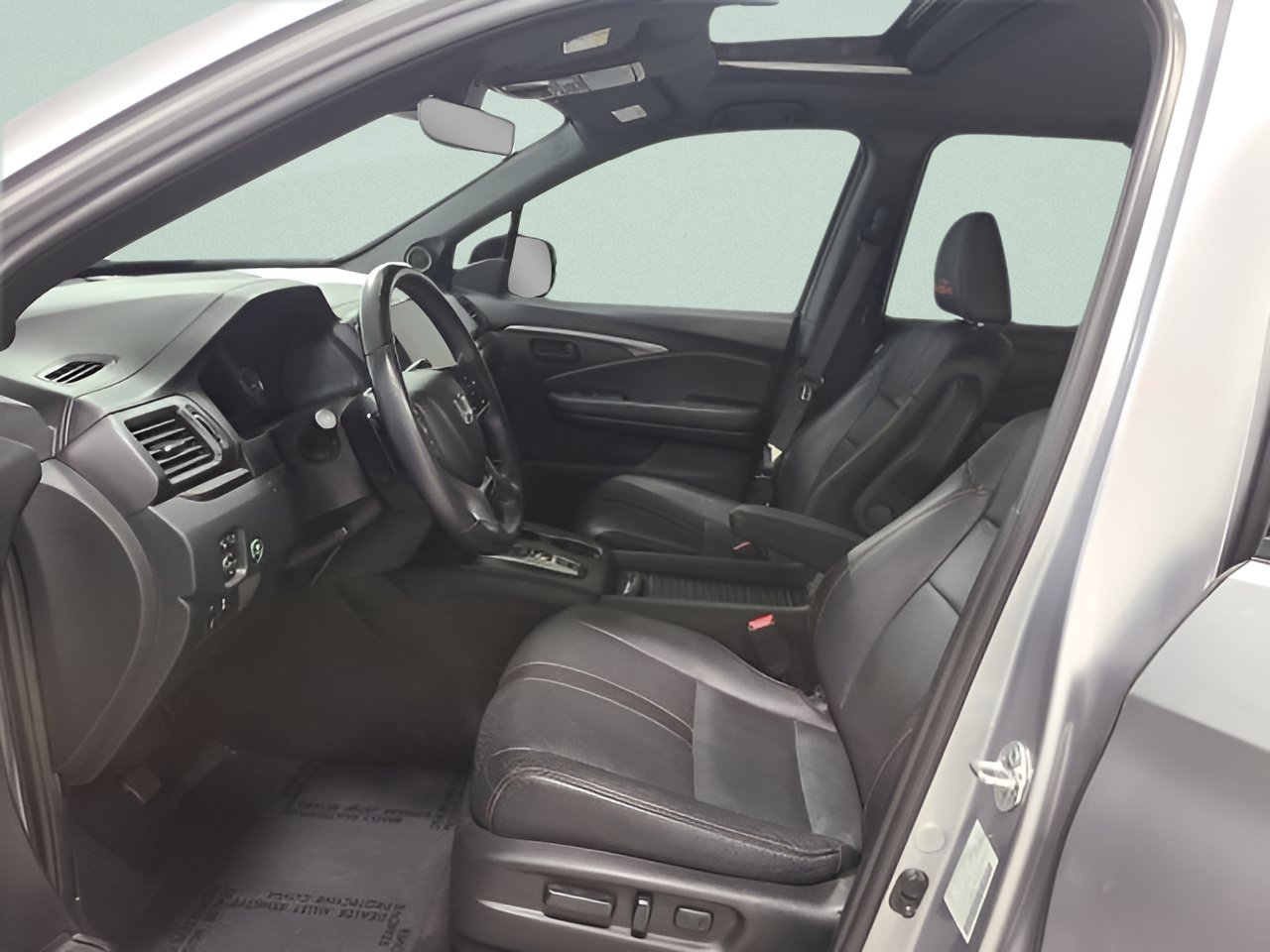 Used 2023 Honda Passport TrailSport image 18