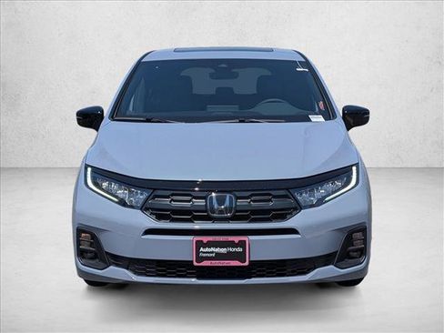 New 2026 Honda Odyssey Touring image 5