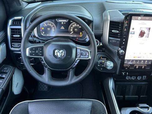 New 2026 RAM 1500 Laramie AWD/4WD image 13