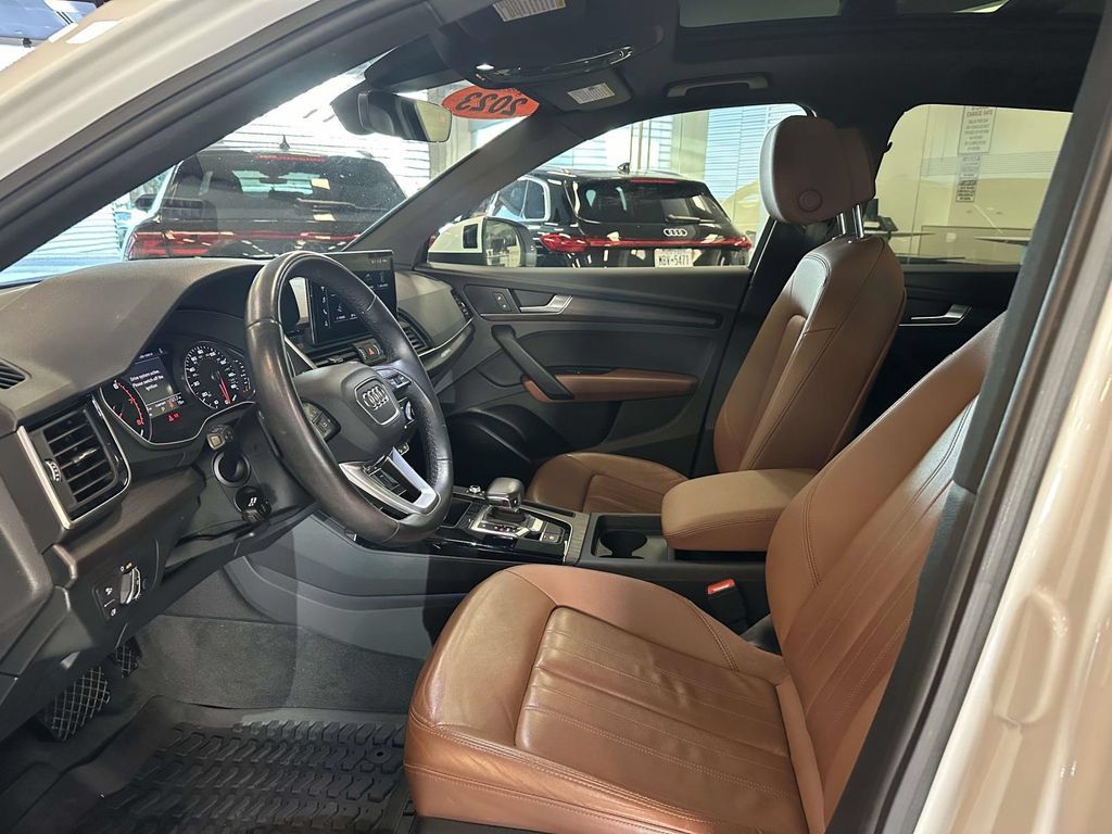 Used 2023 Audi Q5 Premium w/ Convenience Package AWD/4WD image 17